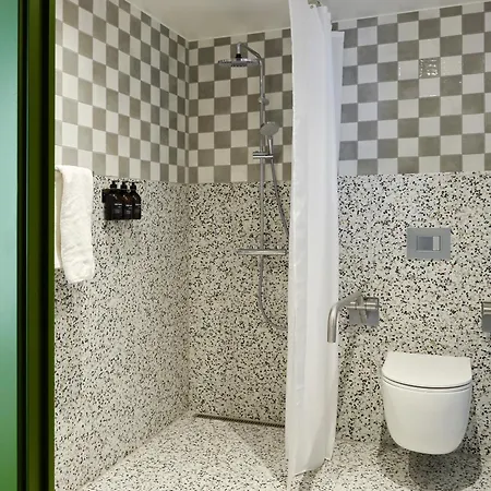 Aparthotel Folk